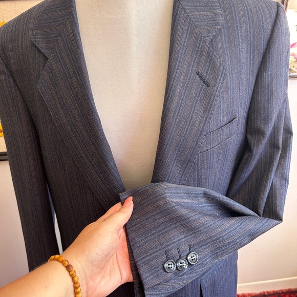 Vintage 70s 80s Wool Pinstripe Blazer – A. Gold & Sons Montreal - Picture 3 of 16